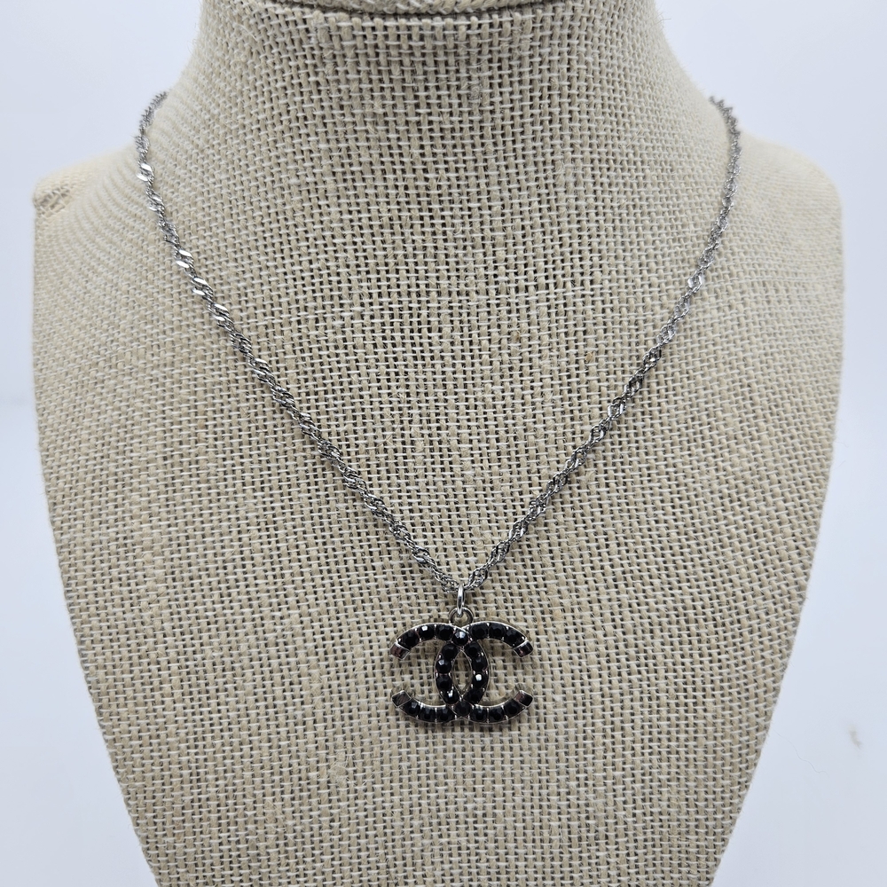 CHANEL CC Silver Necklace with Black Detailing